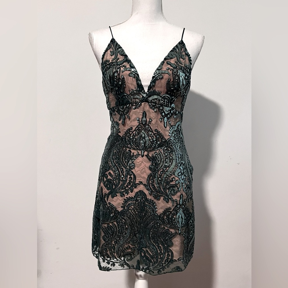 Cache Emerald Sequin Dress - image 1